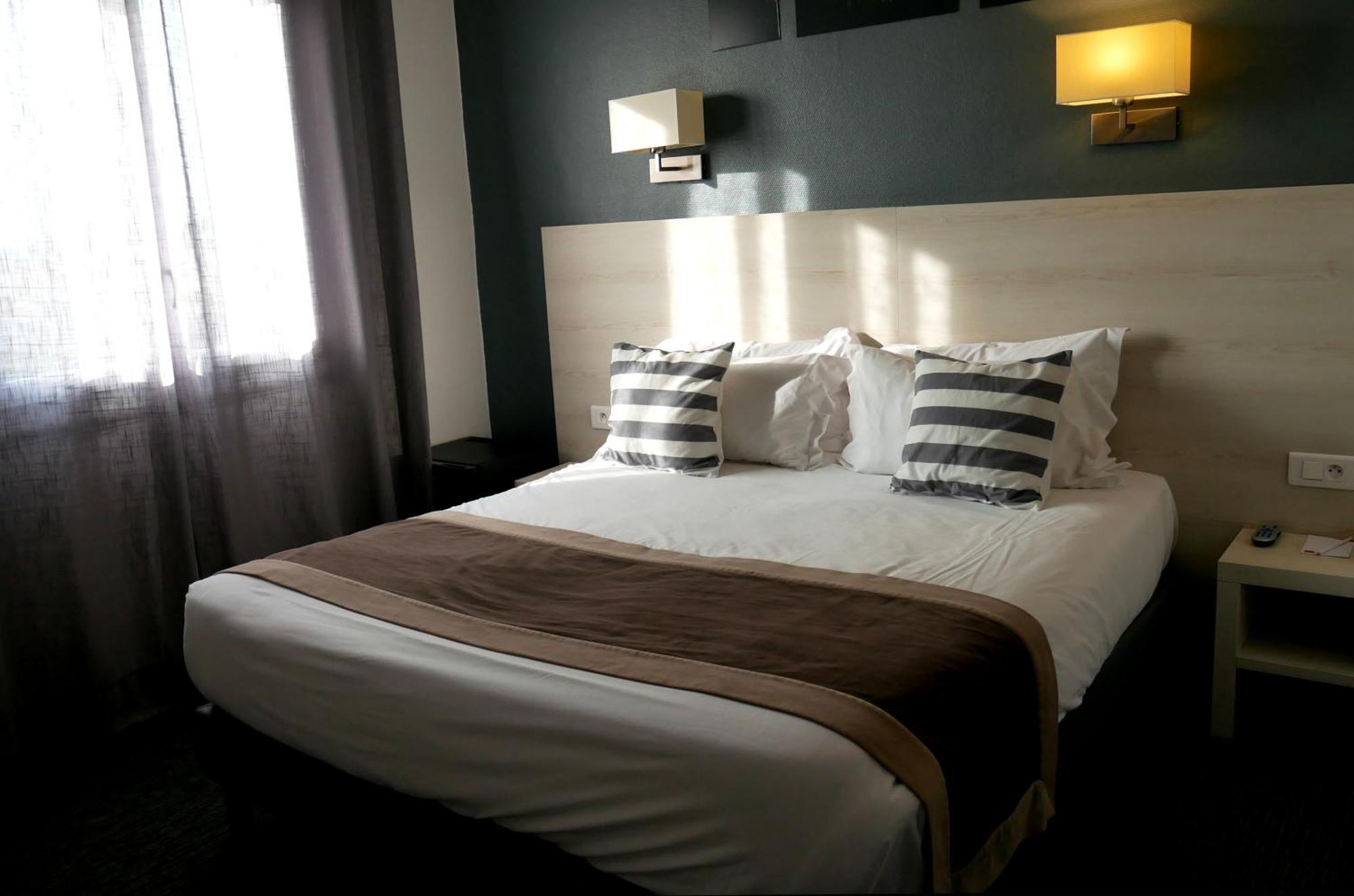 Le Regina Hotel Et Restaurant Canet-Plage Kültér fotó