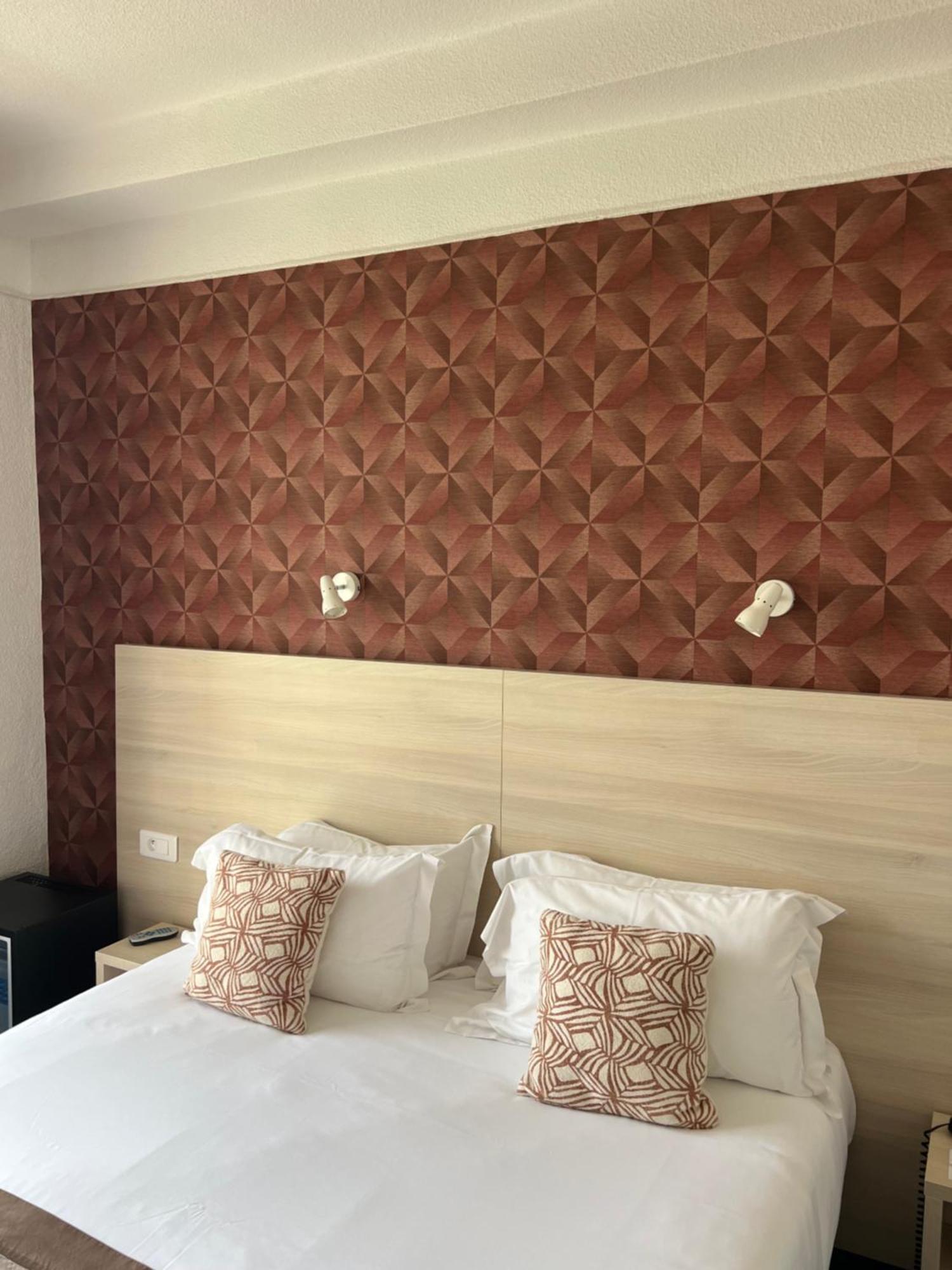 Le Regina Hotel Et Restaurant Canet-Plage Kültér fotó