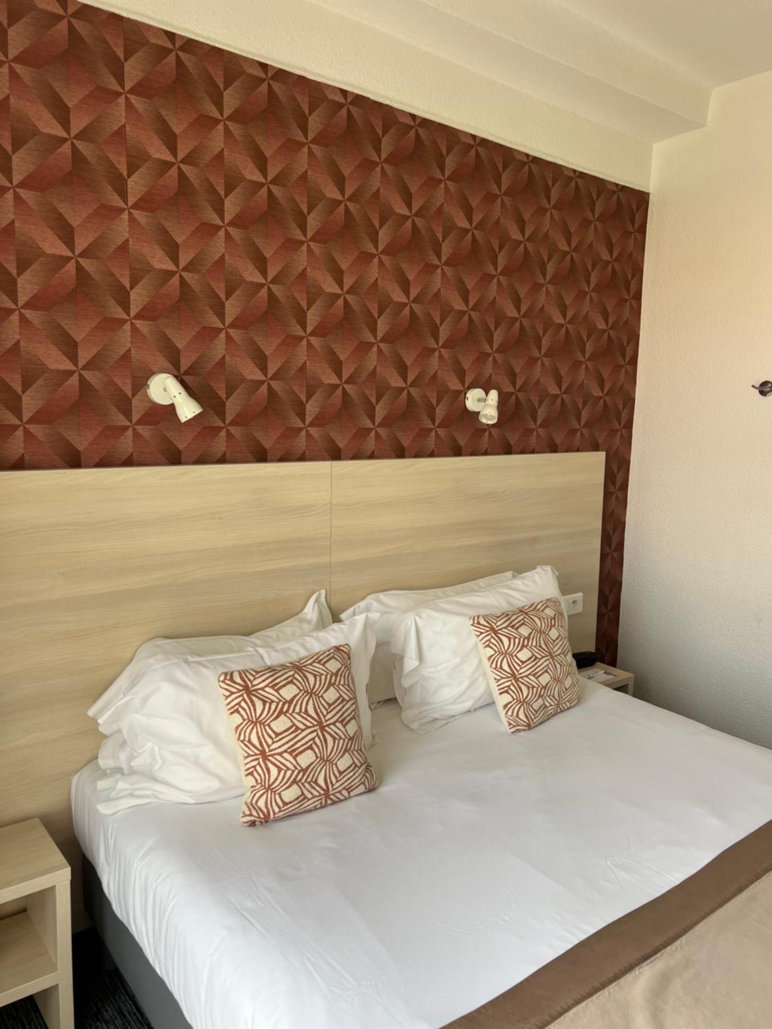 Le Regina Hotel Et Restaurant Canet-Plage Kültér fotó
